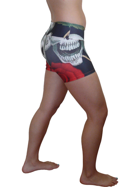 Skulls and roses short