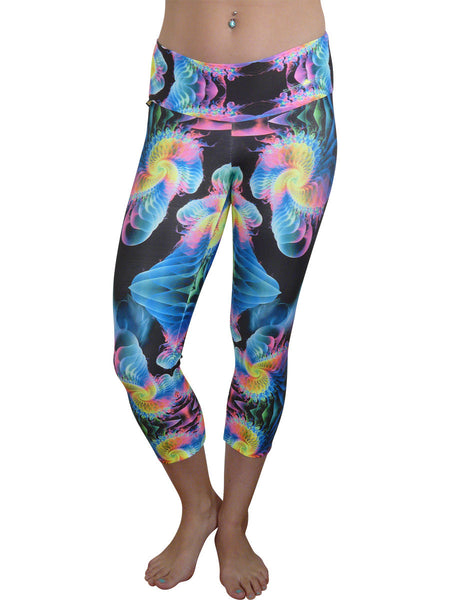 Feline Frenzy Capri